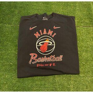 Miami Heat shirt mens XXXL black Nike long sleeve script basketball NBA V